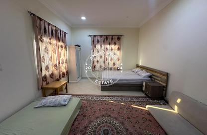 Apartment - Studio - 1 for rent in Ain Khaled Villas - Ain Khaled - Doha