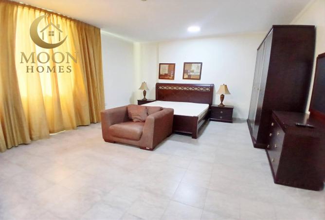 2OpjMbkDllA - Property Main Image