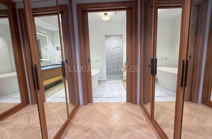 Apartment - 1 Bedroom - 2 Bathrooms for sale in East Porto Drive - Porto Arabia - The Pearl Island - Doha Apartment - 1 Bedroom - 2 Bathrooms for sale in East Porto Drive - Porto Arabia - The Pearl Island - Doha