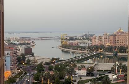 Apartment - 1 Bedroom - 2 Bathrooms for rent in East Porto Drive - Porto Arabia - The Pearl Island - Doha