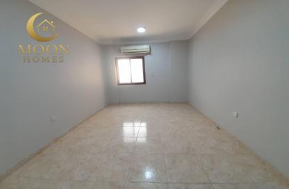Apartment - 2 Bedrooms - 2 Bathrooms for rent in Al Muntazah Street - Al Muntazah - Doha