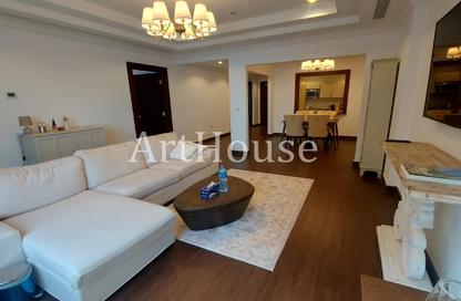 Apartment - 1 Bedroom - 2 Bathrooms for rent in East Porto Drive - Porto Arabia - The Pearl Island - Doha