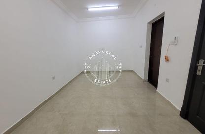 Villa - Studio - 1 Bathroom for rent in Umm Al Seneem Street - Ain Khaled - Doha Villa - Studio - 1 Bathroom for rent in Umm Al Seneem Street - Ain Khaled - Doha