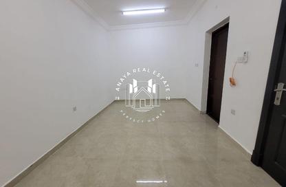Villa - Studio - 1 Bathroom for rent in Umm Al Seneem Street - Ain Khaled - Doha Villa - Studio - 1 Bathroom for rent in Umm Al Seneem Street - Ain Khaled - Doha