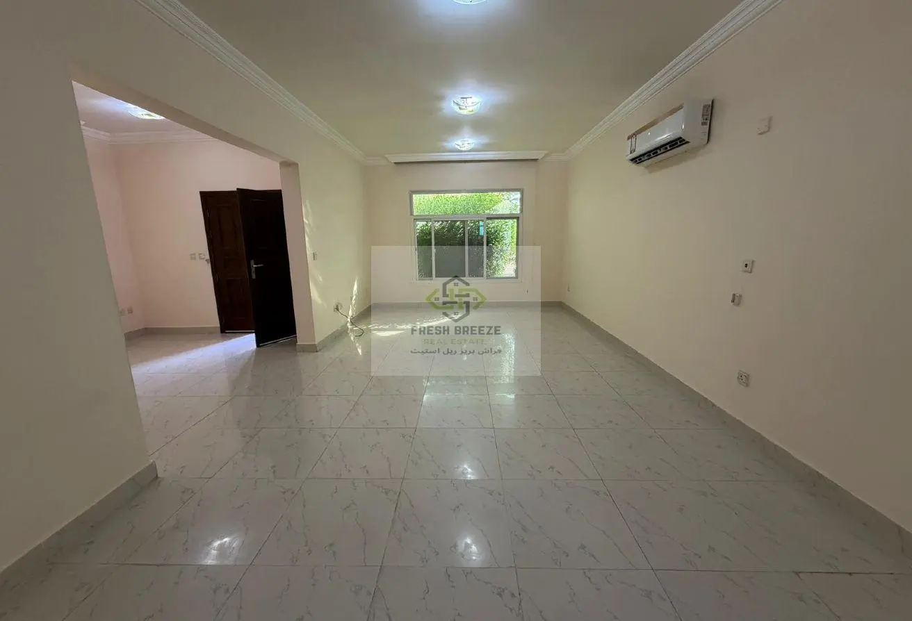 63310370 - Property Main Image