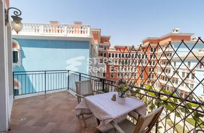 Apartment - 1 Bedroom - 2 Bathrooms for rent in Chateau - Qanat Quartier - The Pearl Island - Doha