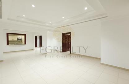 Apartment - 1 Bedroom - 2 Bathrooms for sale in West Porto Drive - Porto Arabia - The Pearl Island - Doha