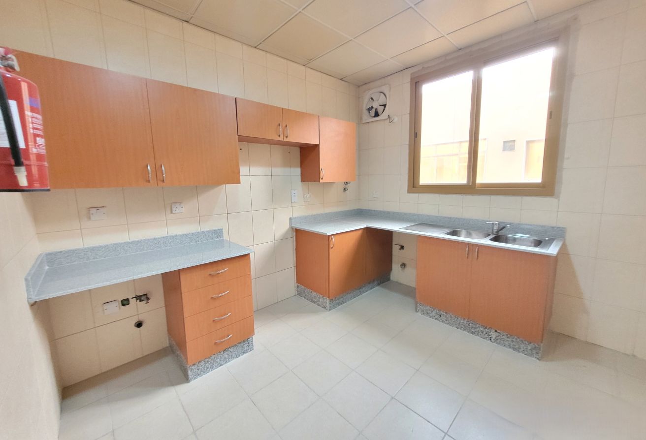 1 MONTH FREE | UNFURNISHED 2BR | NEAR HAMAD METRO - apartment in Al Sadd Road