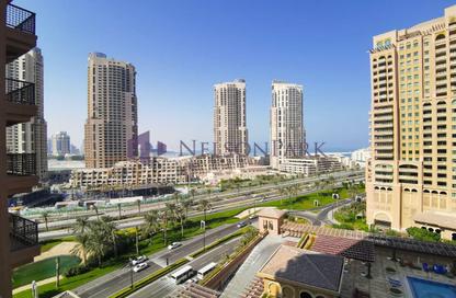 Apartment - 2 Bedrooms - 3 Bathrooms for rent in East Porto Drive - Porto Arabia - The Pearl Island - Doha