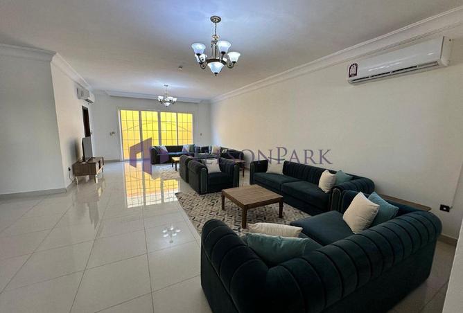 53860199 - Property Main Image