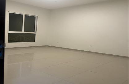Apartment - 3 Bedrooms - 3 Bathrooms for rent in Al Sadd - Doha