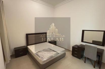 مجمع سكني - 4 غرف نوم - 5 حمامات للايجار في شارع  بو هامو - أبو هامور - الدوحة
