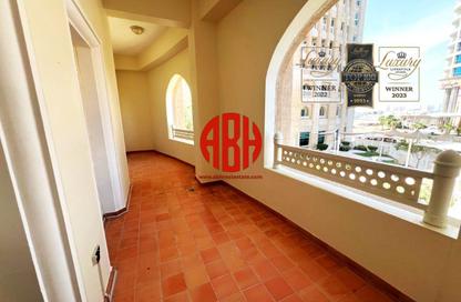 Apartment - 2 Bedrooms - 3 Bathrooms for rent in West Bay Tower - West Bay - West Bay - Doha