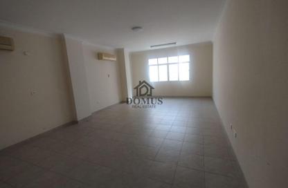 Apartment - 3 Bedrooms - 3 Bathrooms for rent in Anas Street - Fereej Bin Mahmoud North - Fereej Bin Mahmoud - Doha