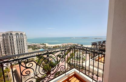 Apartment - 2 Bedrooms - 3 Bathrooms for rent in Floresta Gardens - Floresta Gardens - The Pearl Island - Doha