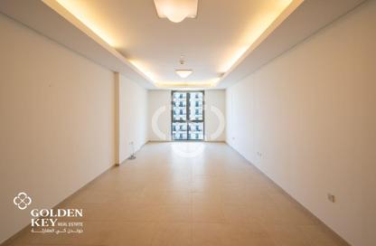 Apartment - 1 - 2 for rent in Viva West - Viva Bahriyah - The Pearl Island - Doha Apartment - 1 - 2 for rent in Viva West - Viva Bahriyah - The Pearl Island - Doha