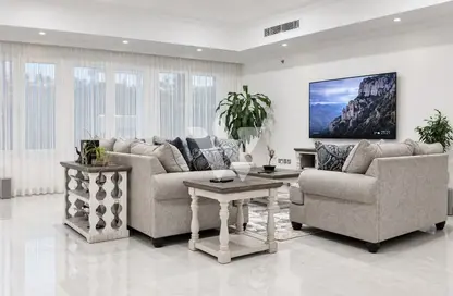 Apartment - 3 Bedrooms - 4 Bathrooms for rent in West Porto Drive - Porto Arabia - The Pearl Island - Doha Apartment - 3 Bedrooms - 4 Bathrooms for rent in West Porto Drive - Porto Arabia - The Pearl Island - Doha