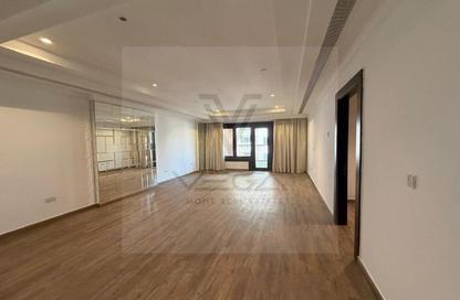 Apartment - 1 Bedroom - 2 Bathrooms for sale in West Porto Drive - Porto Arabia - The Pearl Island - Doha