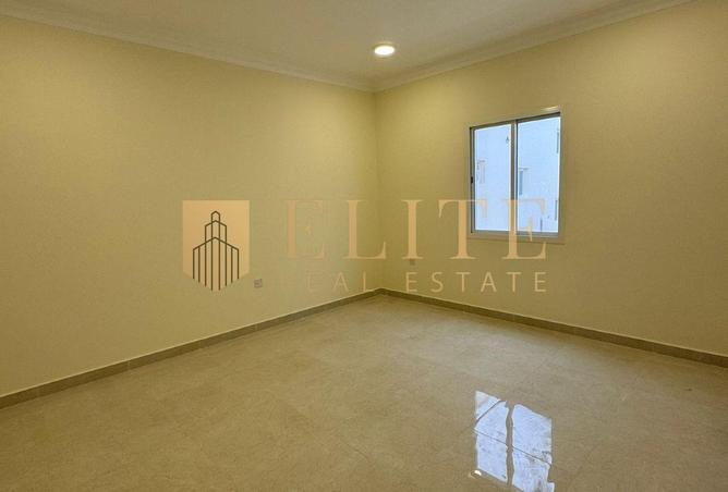 1004974 - Property Image 3