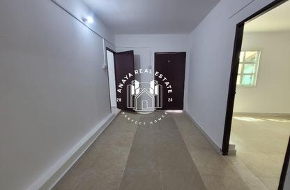 Villa - 2 Bedrooms - 1 Bathroom for rent in Al Maamoura - Al Maamoura - Doha
