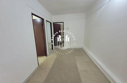 Villa - 2 Bedrooms - 1 Bathroom for rent in Al Maamoura - Al Maamoura - Doha