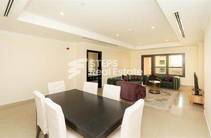 Apartment - 1 Bedroom - 2 Bathrooms for rent in East Porto Drive - Porto Arabia - The Pearl Island - Doha