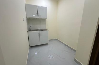 Apartment - Studio - 1 Bathroom for rent in Al Gharrafa - Al Gharrafa - Doha