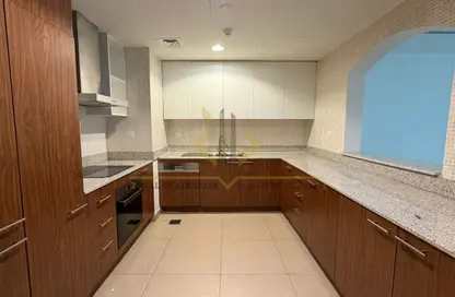 Apartment - 1 Bedroom - 2 Bathrooms for rent in West Porto Drive - Porto Arabia - The Pearl Island - Doha