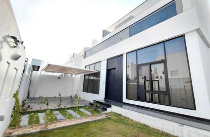Villa - 5 Bedrooms - 6 Bathrooms for sale in Al Thumama - Al Thumama - Doha