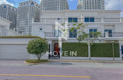 Apartment - 5 Bedrooms - 5 Bathrooms for rent in Floresta Gardens - Floresta Gardens - The Pearl Island - Doha