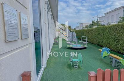 Apartment - 5 Bedrooms - 5 Bathrooms for rent in Floresta Gardens - Floresta Gardens - The Pearl Island - Doha