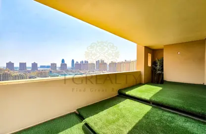 Apartment - 5 Bedrooms - 4 Bathrooms for sale in West Porto Drive - Porto Arabia - The Pearl Island - Doha Apartment - 5 Bedrooms - 4 Bathrooms for sale in West Porto Drive - Porto Arabia - The Pearl Island - Doha