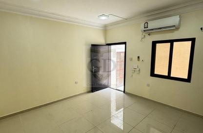 Apartment - Studio - 1 Bathroom for rent in Old Airport Road - Doha
