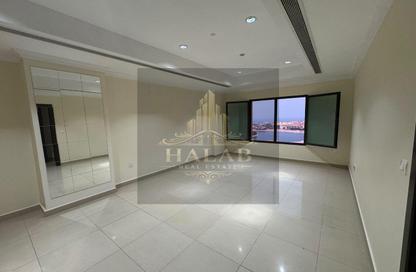 Apartment - 1 - 2 for rent in Two Porto Arabia - Porto Arabia - The Pearl Island - Doha