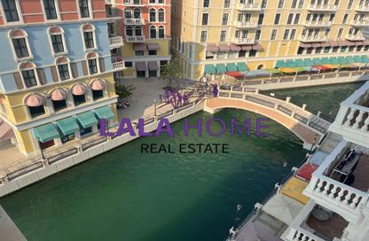 Apartment - 3 Bedrooms - 3 Bathrooms for rent in Carnaval - Qanat Quartier - The Pearl Island - Doha