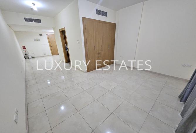 56413595 - Property Main Image