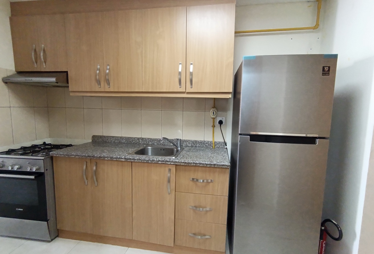 HOT DEAL ! STUDIO WITH BALCONY & BILLS ONLY 4100 ! thumbnail 5
