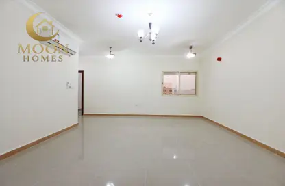 Apartment - 2 Bedrooms - 2 Bathrooms for rent in Al Mansoura - Al Mansoura - Doha