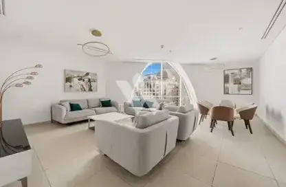 Apartment - 3 Bedrooms - 4 Bathrooms for rent in Floresta Gardens - The Pearl Island - Doha