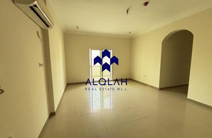 Apartment - 3 Bedrooms - 3 Bathrooms for rent in Al Nasr Street - Al Nasr - Doha