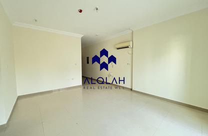 Apartment - 3 Bedrooms - 3 Bathrooms for rent in Al Nasr Street - Al Nasr - Doha Apartment - 3 Bedrooms - 3 Bathrooms for rent in Al Nasr Street - Al Nasr - Doha