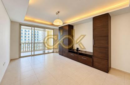 Apartment - Studio - 1 for rent in Viva West - Viva Bahriyah - The Pearl Island - Doha