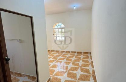 Apartment - Studio - 1 Bathroom for rent in Al Duhail - Doha