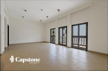 Apartment - 1 Bedroom - 2 Bathrooms for rent in Chateau - Qanat Quartier - The Pearl Island - Doha Apartment - 1 Bedroom - 2 Bathrooms for rent in Chateau - Qanat Quartier - The Pearl Island - Doha