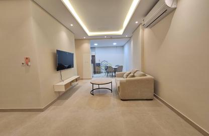 Apartment - Studio - 1 Bathroom for rent in Umm Ghwailina Comm - Umm Ghuwalina - Umm Ghuwailina - Doha