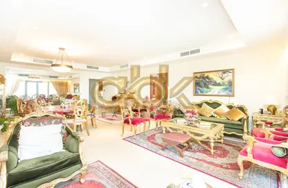 شقة - 3 غرف نوم - 4 حمامات للايجار في طريق بورتو الشرقي - بورتو أرابيا - جزيرة اللؤلؤة - الدوحة