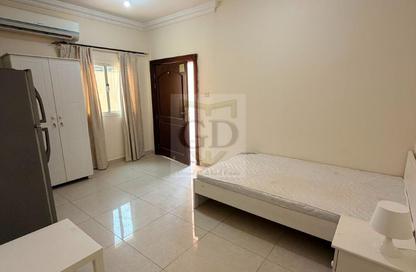 Apartment - Studio - 1 for rent in Al Khazin Street - Madinat Khalifa South - Madinat Khalifa - Doha