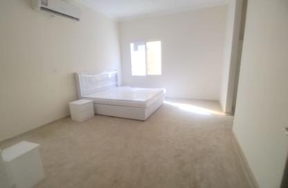 Villa - 4 - 4 for rent in Souk Al gharaffa - Al Gharrafa - Doha