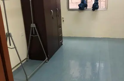 Apartment - 2 Bedrooms - 2 Bathrooms for rent in Bin Omran - Fereej Bin Omran - Doha