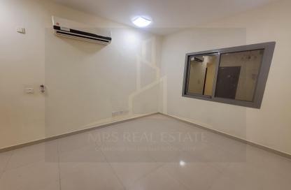 Apartment - 3 Bedrooms - 3 Bathrooms for rent in Al Sadd Road - Al Sadd - Doha